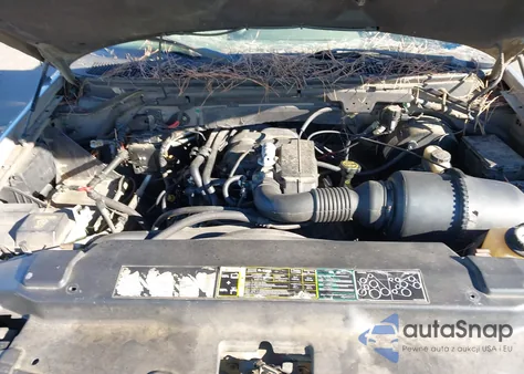 2002 Ford F-150 Xl/Xlt z USA, uszkodzony, nr VIN 1FTRX17282NA06182